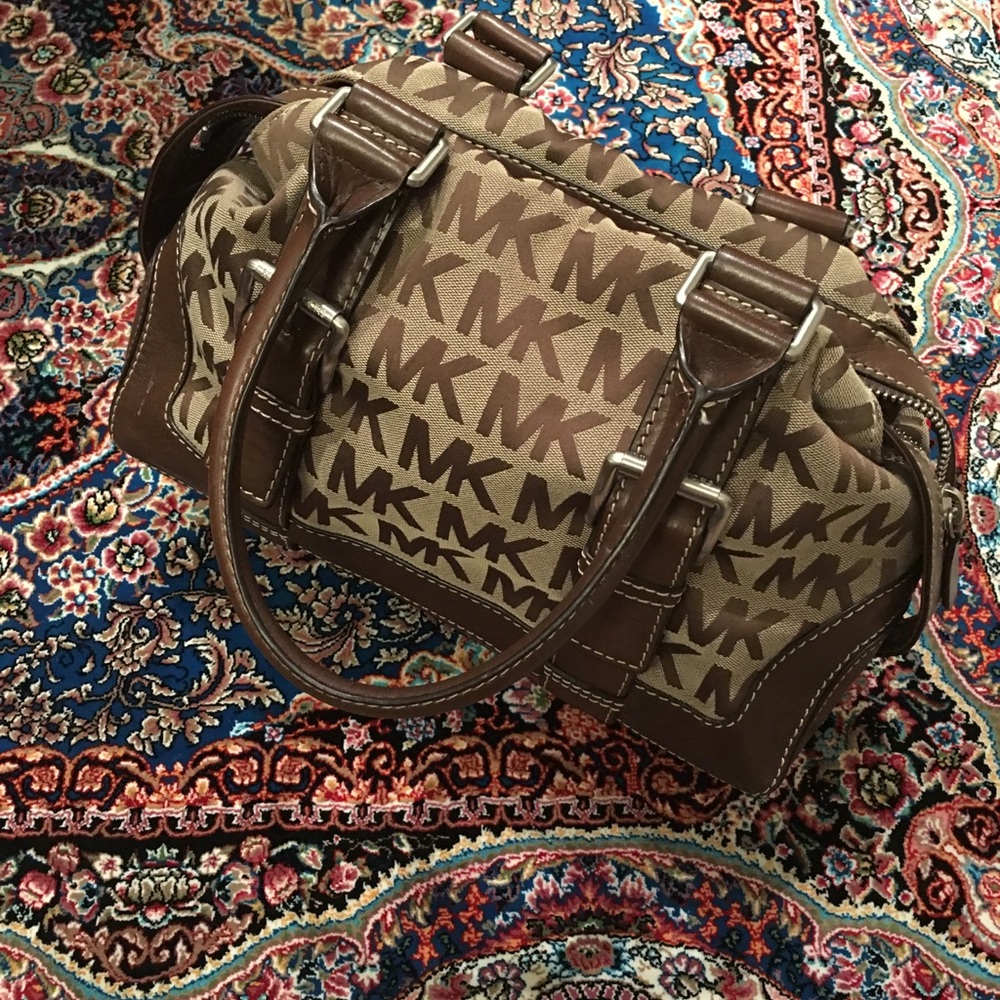 Michael Kors purse